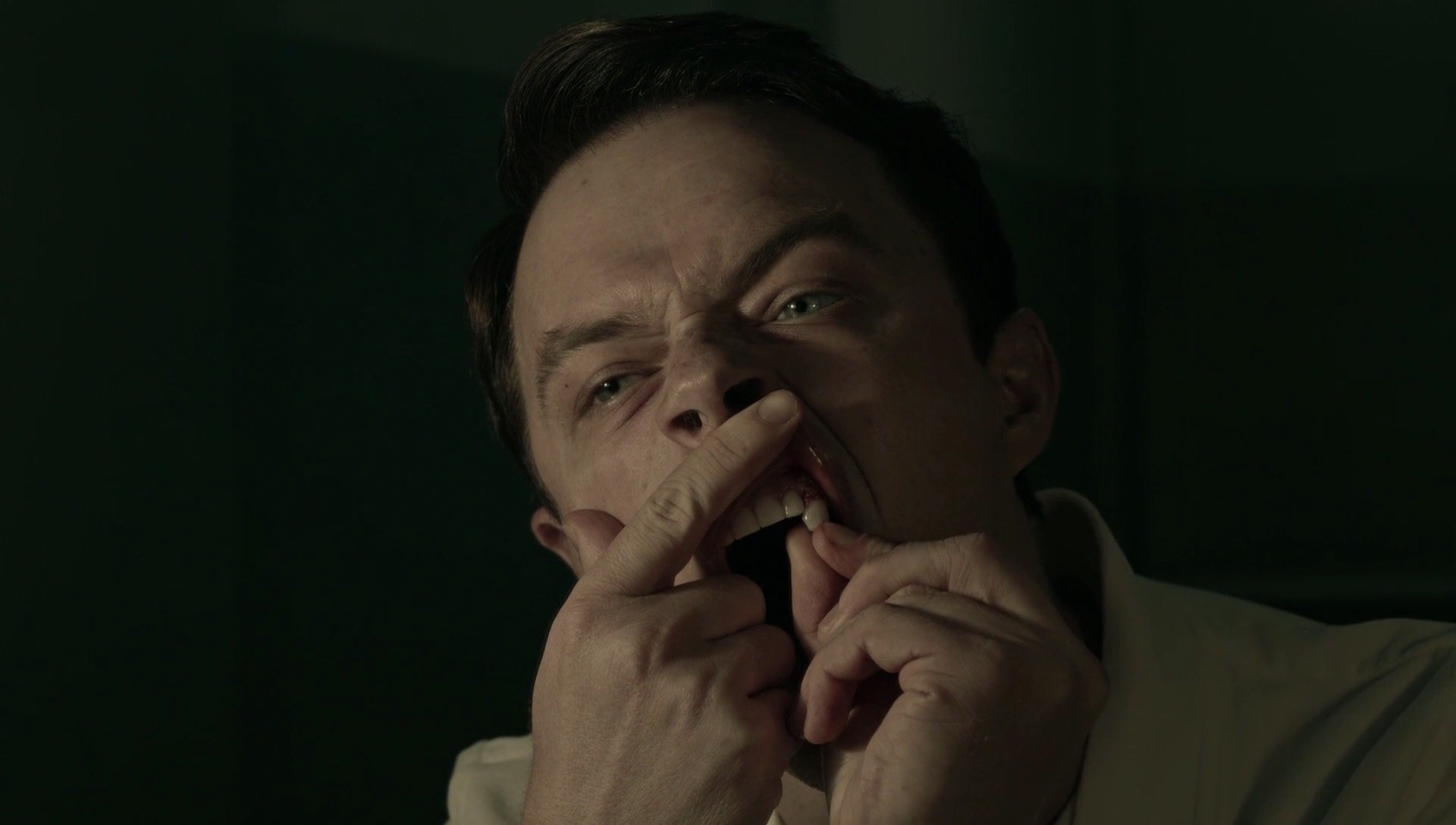 A_Cure_for_Wellness_1220.jpg A_Cure_for_Wellness_1220.jpg