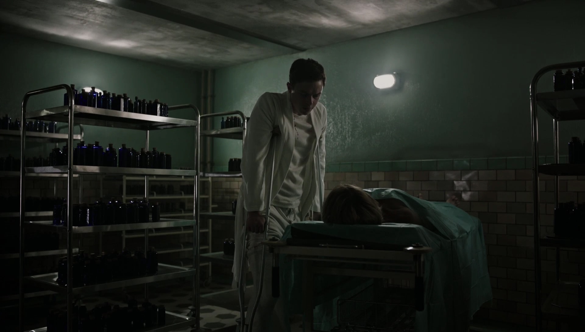 A_Cure_for_Wellness_1305.jpg A_Cure_for_Wellness_1305.jpg