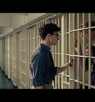 GIOVANI_RIBELLI_-_KILL_YOUR_DARLINGS_-_Clip_-Carcere-_-_YouTube_11.jpg