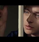 GIOVANI_RIBELLI_-_KILL_YOUR_DARLINGS_-_Clip_-Carcere-_-_YouTube_17.jpg