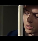 GIOVANI_RIBELLI_-_KILL_YOUR_DARLINGS_-_Clip_-Carcere-_-_YouTube_52.jpg