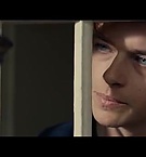 GIOVANI_RIBELLI_-_KILL_YOUR_DARLINGS_-_Clip_-Carcere-_-_YouTube_55.jpg
