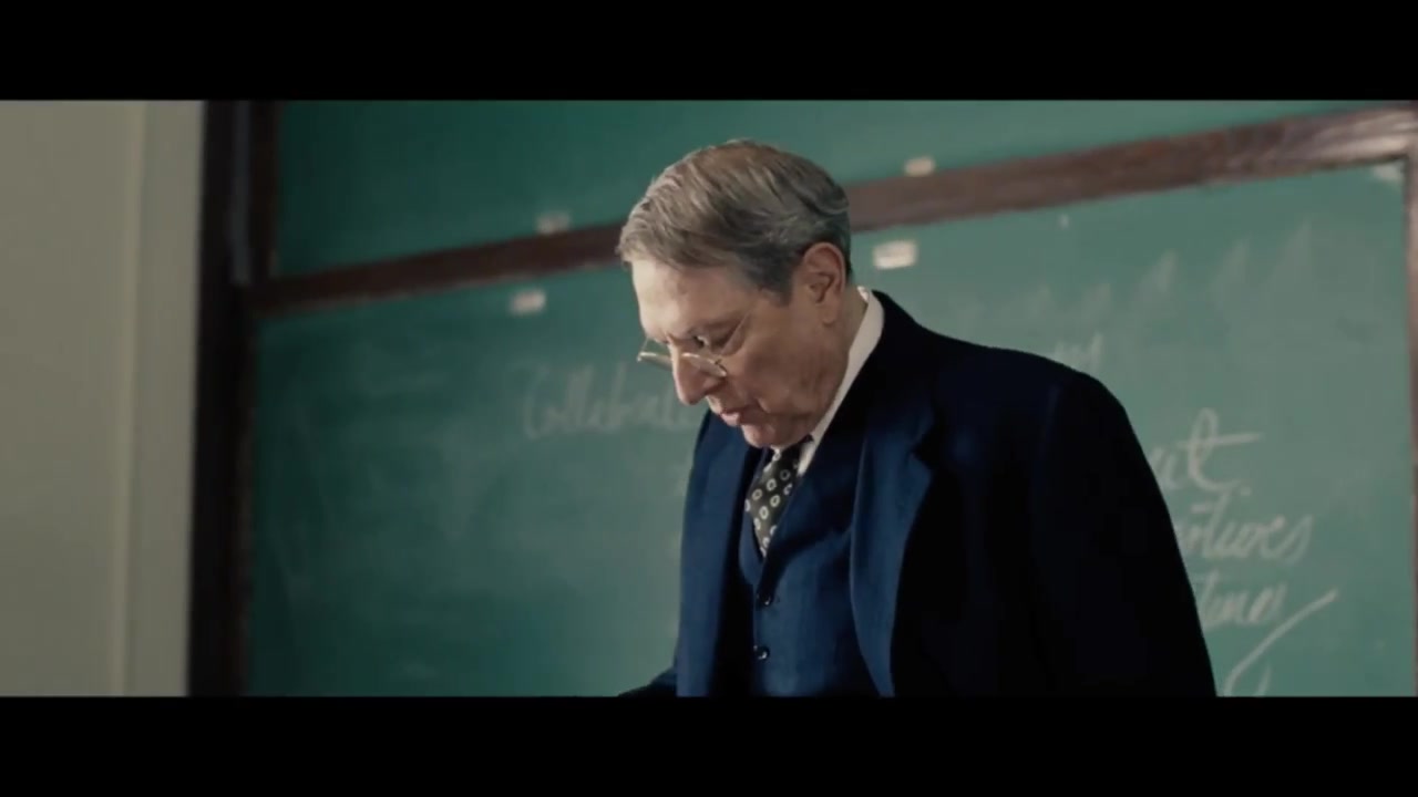 GIOVANI_RIBELLI_-_KILL_YOUR_DARLINGS_-_Clip_-La_prima_lezione-_-_YouTube_08.jpg GIOVANI_RIBELLI_-_KILL_YOUR_DARLINGS_-_Clip_-La_prima_lezione-_-_YouTube_08.jpg