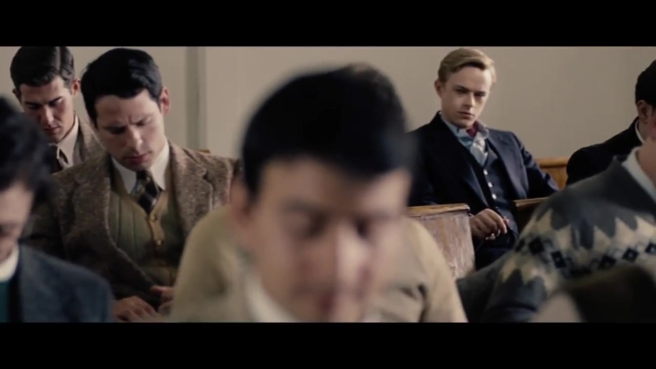 GIOVANI_RIBELLI_-_KILL_YOUR_DARLINGS_-_Clip_-La_prima_lezione-_-_YouTube_69.jpg