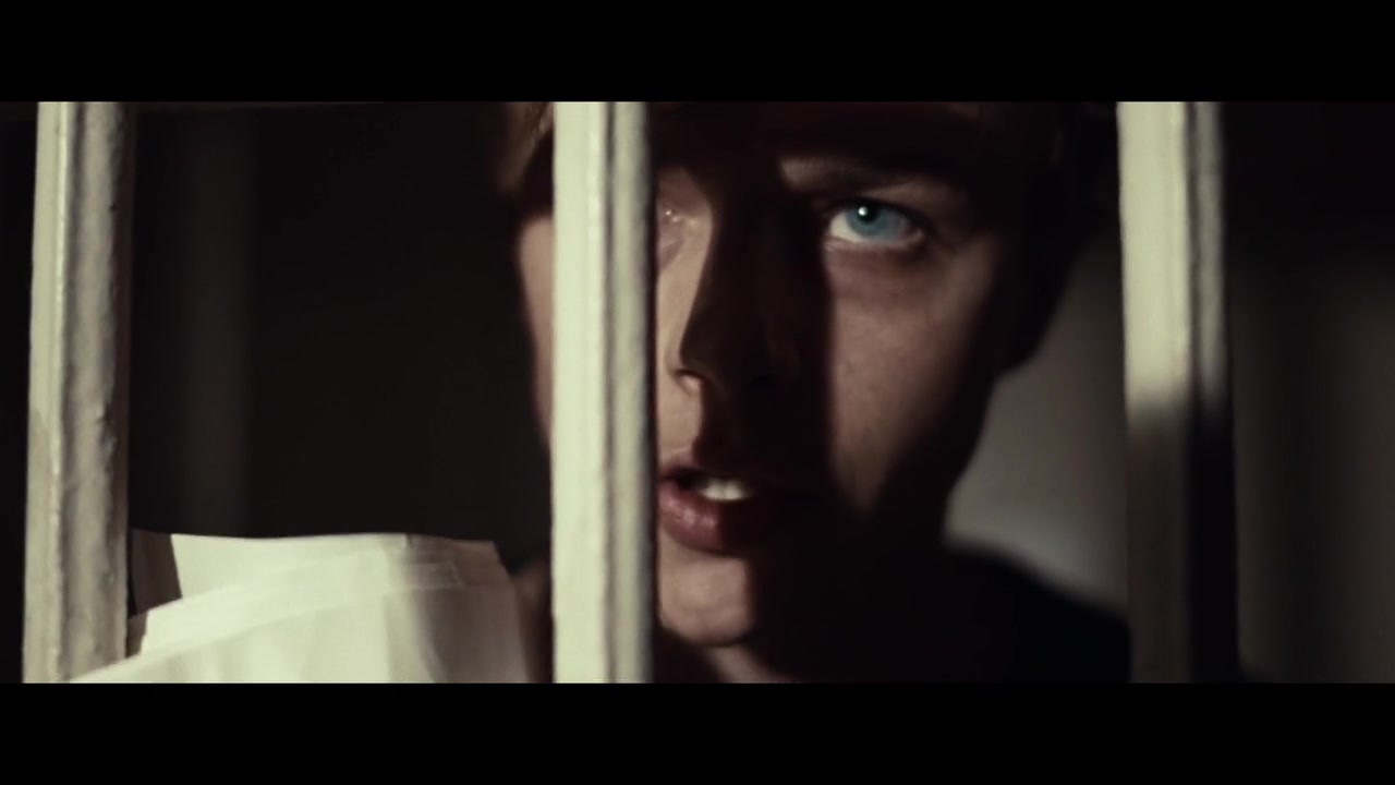 Kill_Your_Darlings_Title_Sequence_043.jpg