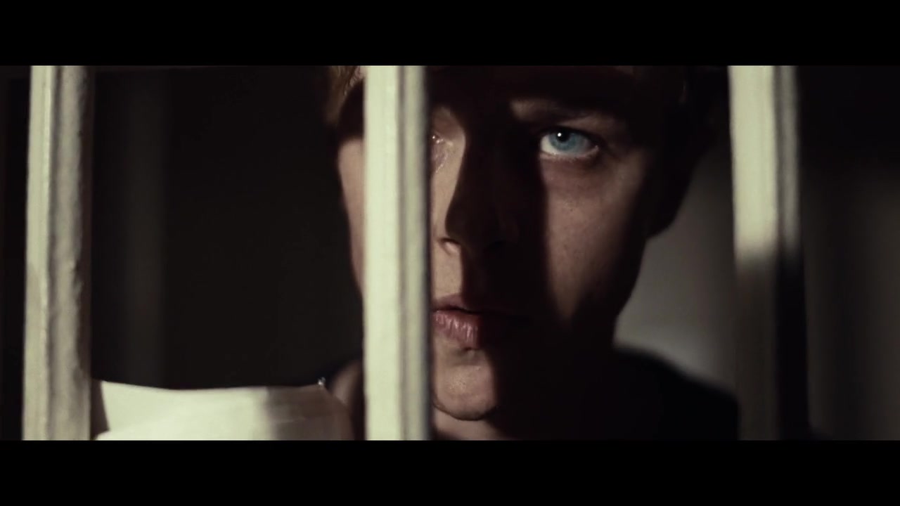 Kill_Your_Darlings_Title_Sequence_044.jpg