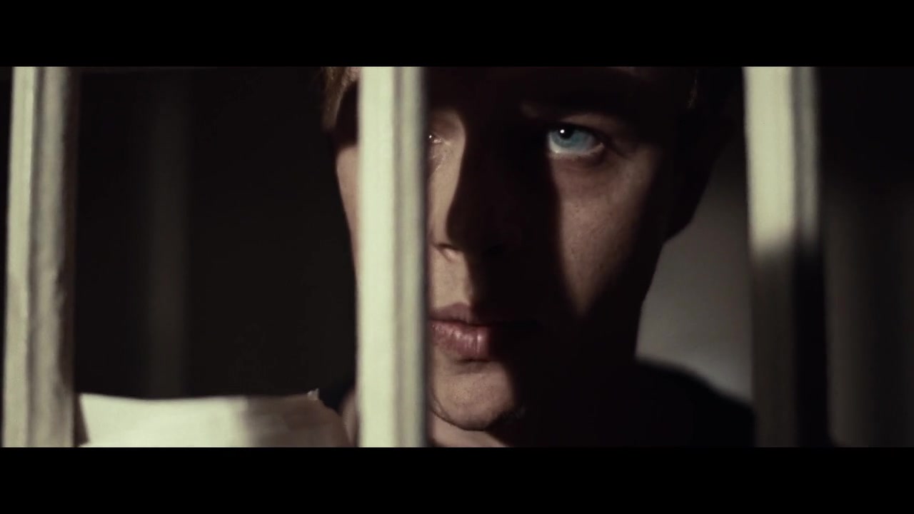 Kill_Your_Darlings_Title_Sequence_048.jpg