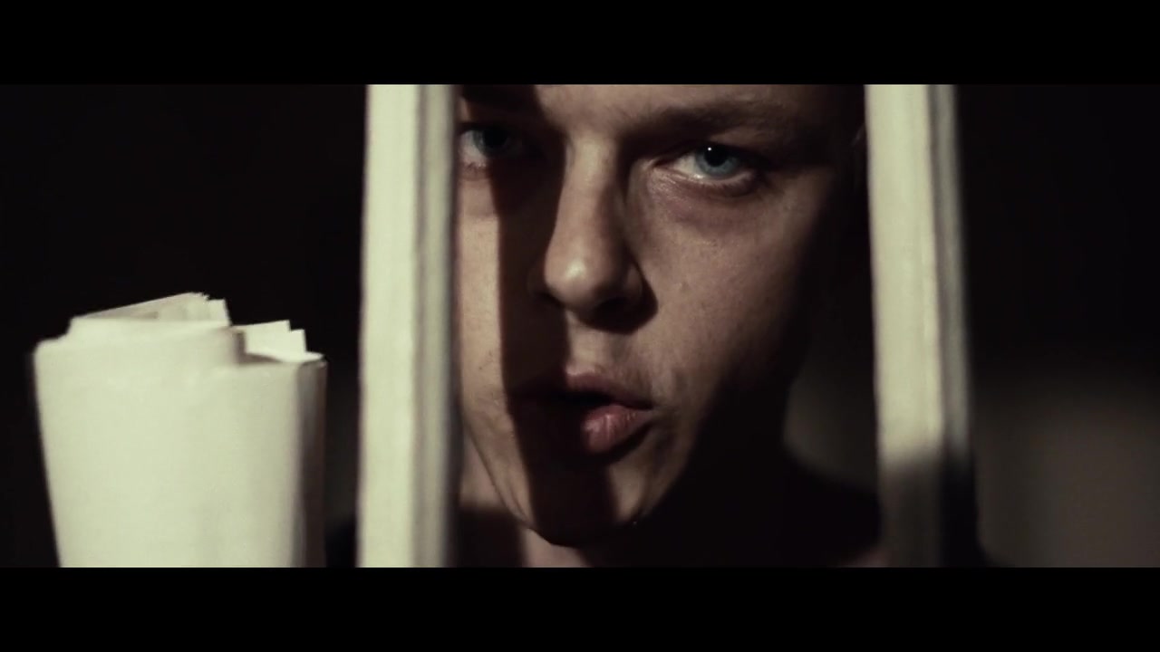 Kill_Your_Darlings_Title_Sequence_099.jpg