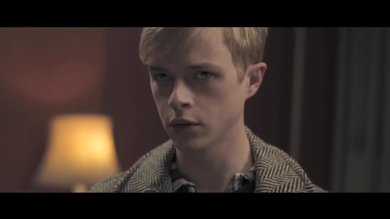 Giovani_ribelli_Kill_Your_Darlings_-_Trailer_Italiano_-_YouTube_047.jpg Giovani_ribelli_Kill_Your_Darlings_-_Trailer_Italiano_-_YouTube_047.jpg