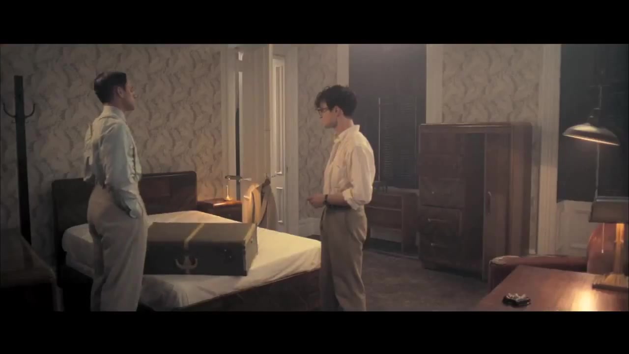 Giovani_ribelli_Kill_Your_Darlings_-_Trailer_Italiano_-_YouTube_076.jpg Giovani_ribelli_Kill_Your_Darlings_-_Trailer_Italiano_-_YouTube_076.jpg