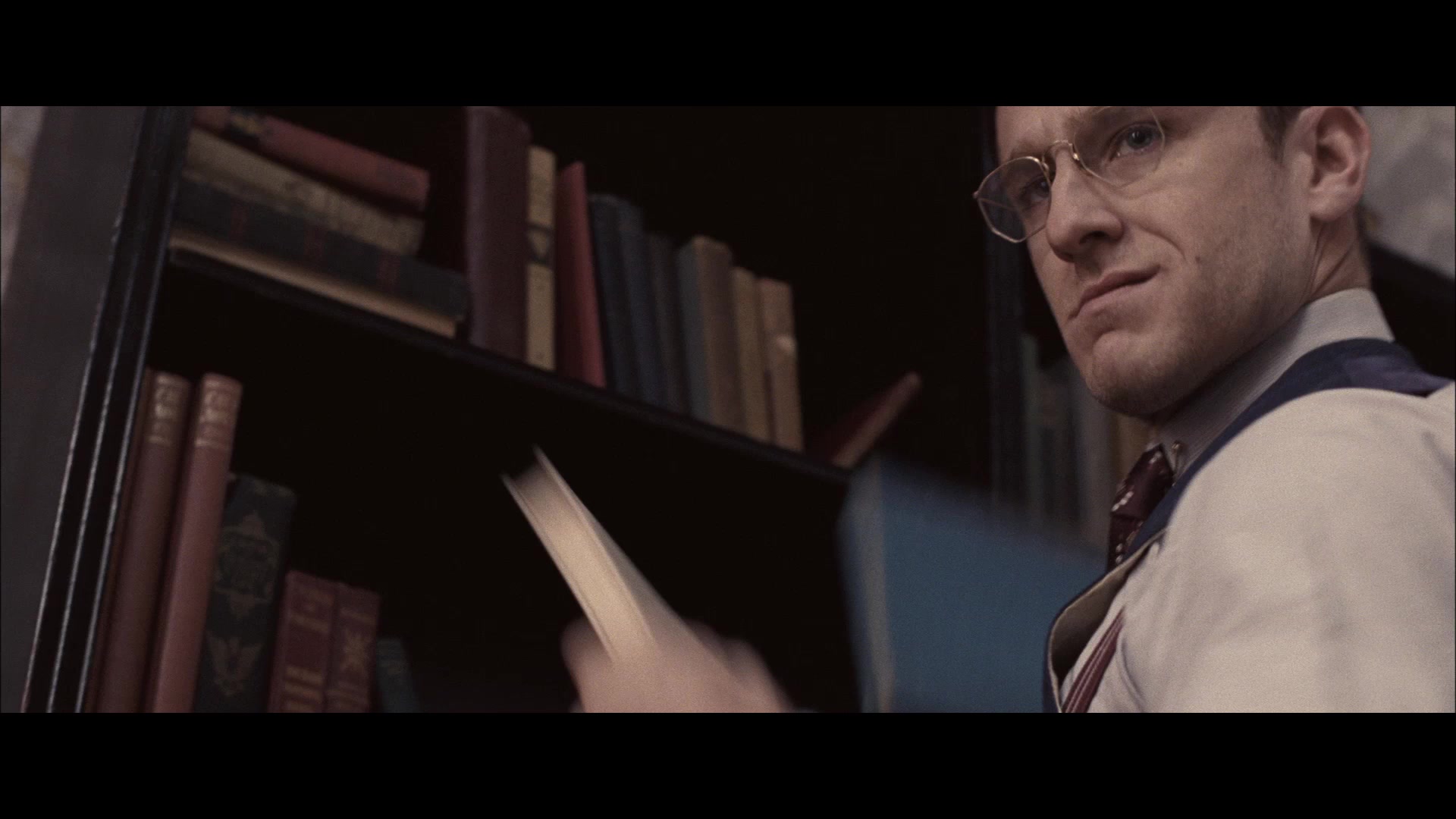 KillYourDarlings_Trailer_1082.jpg