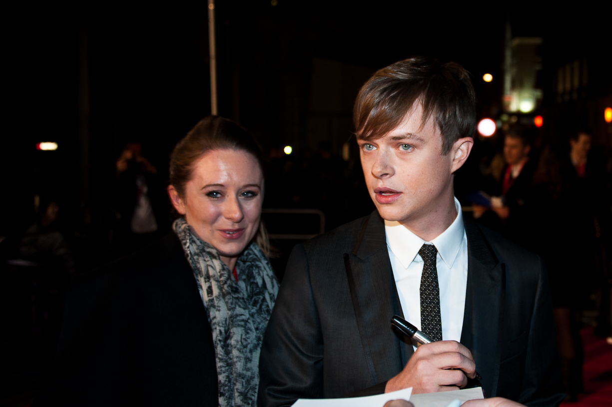 KYD_London_Signing_Autographs.jpg KYD_London_Signing_Autographs.jpg