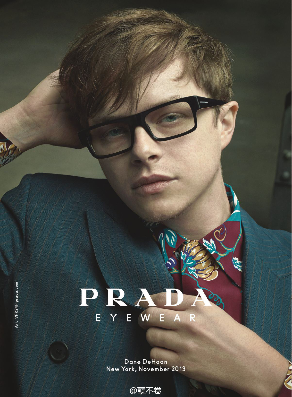 Prada_28129~1.jpg