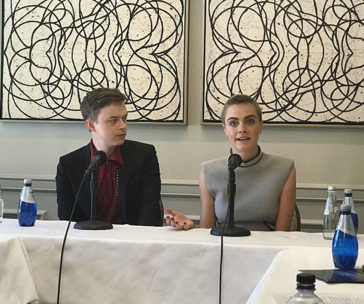 ValerianPress1_28429.jpg ValerianPress1_28429.jpg